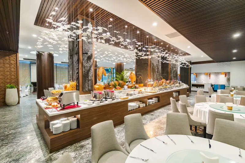 Nhà hàng Vĩnh Thực tầng 1 Mường Thanh Holiday Suối Mơ